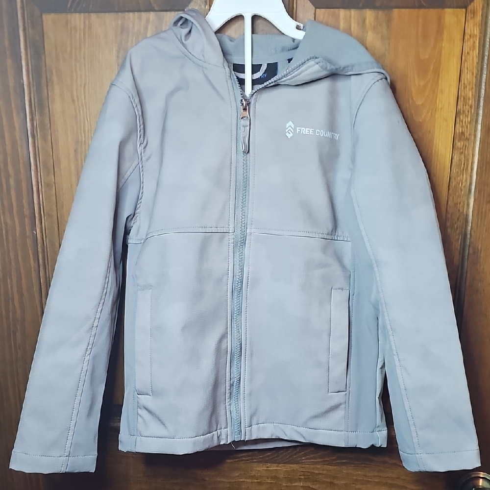 Kids Free Country Jacket Size 7/8